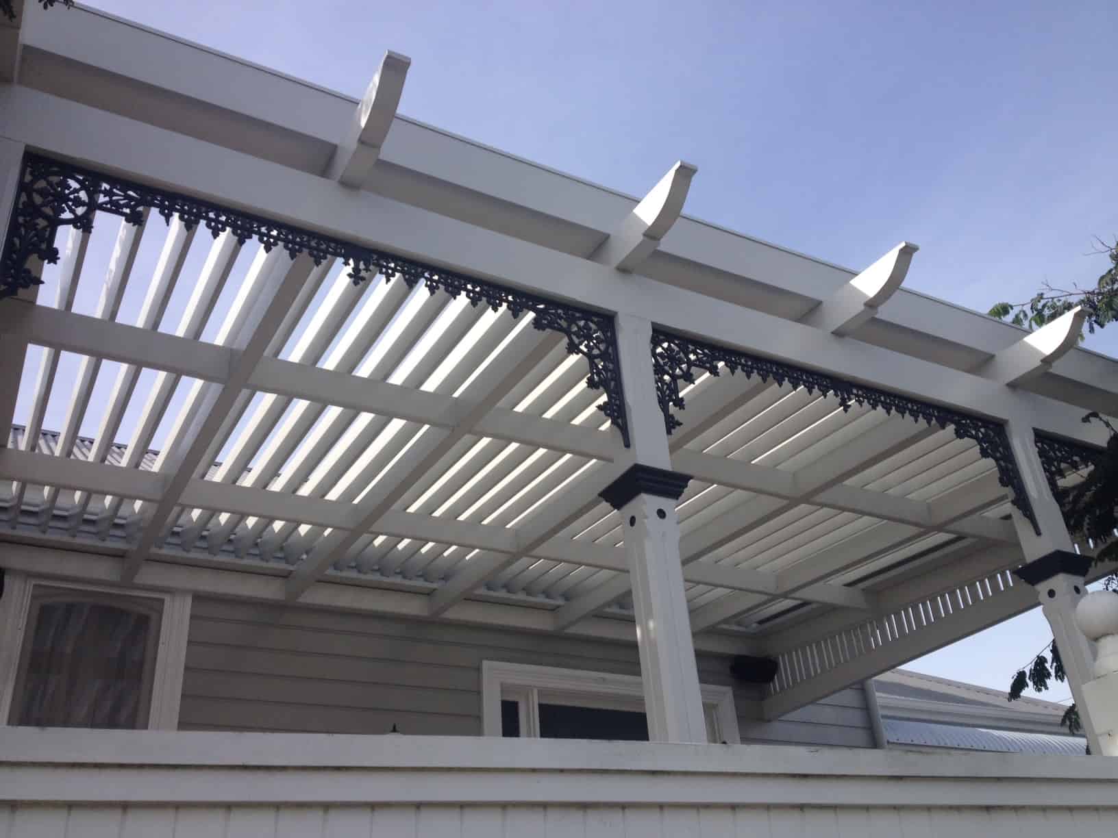 HV Aluminium Eclipse Flat Louvres in Pergola