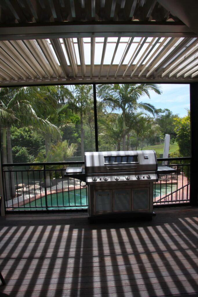 Opening roof louvres add drama with light and shade.